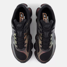 Charger l&#39;image dans la galerie, 2000
